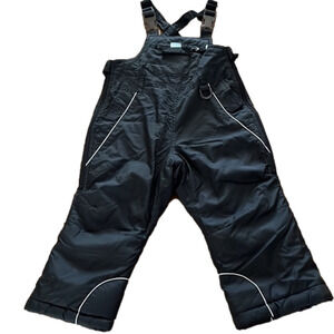 KRU 3T black bib snow pants, in good condition